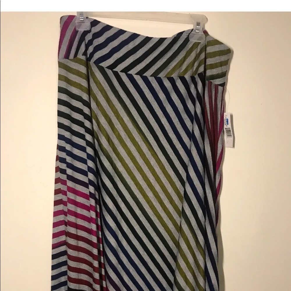 New Directions Maxi Skirt XL New Asymmetrical Hem
